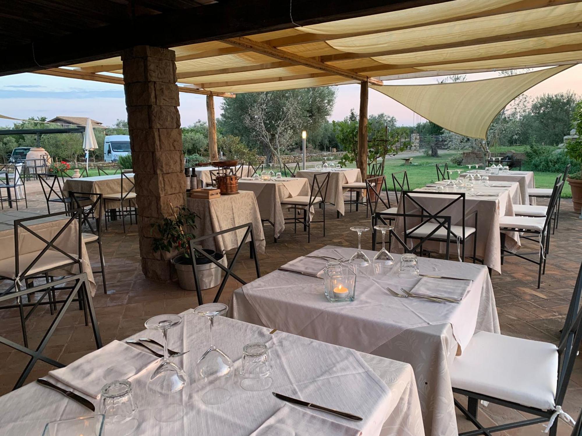 Resort Fonte Vulci Canino Eksteriør billede