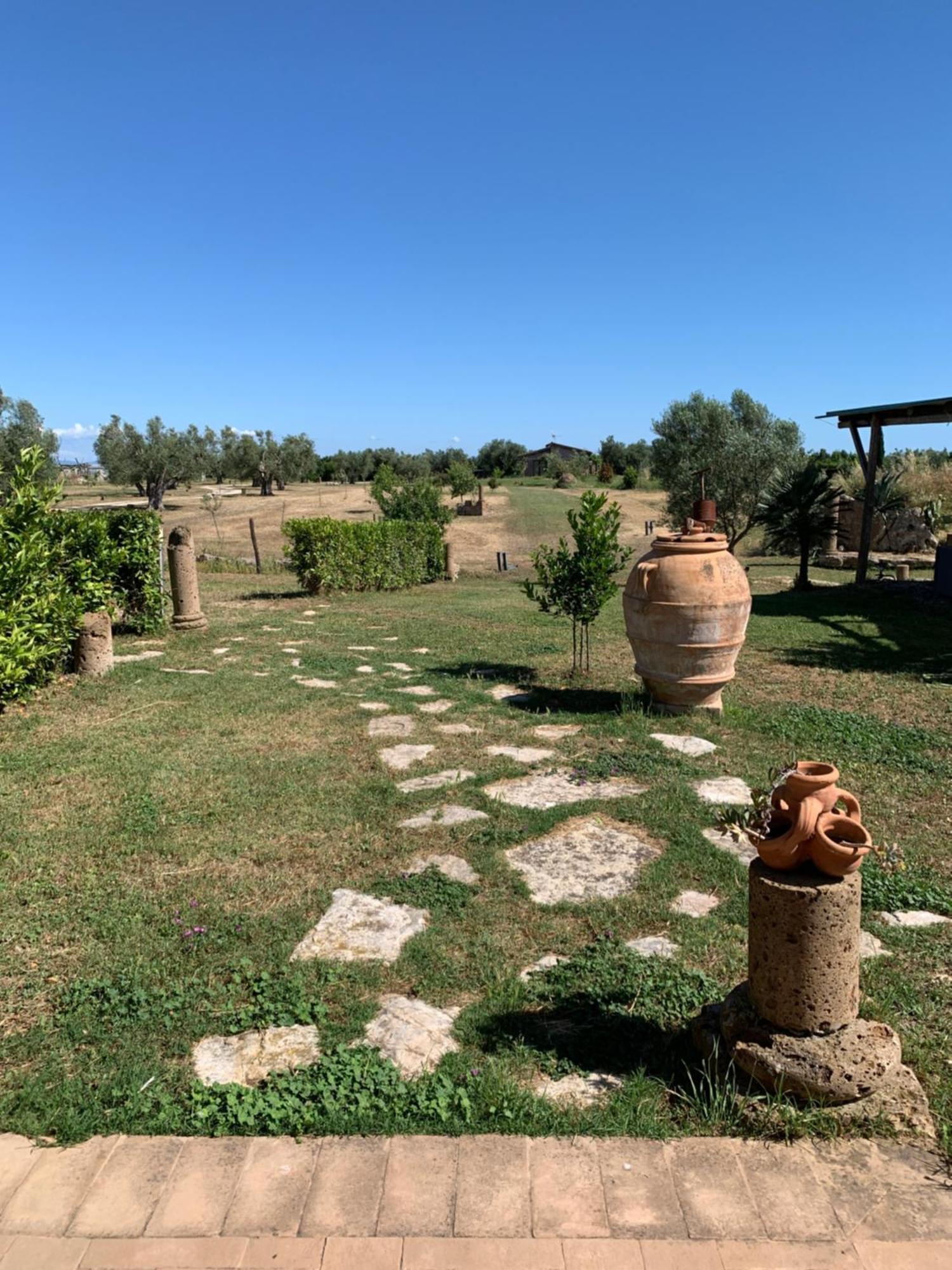 Resort Fonte Vulci Canino Eksteriør billede